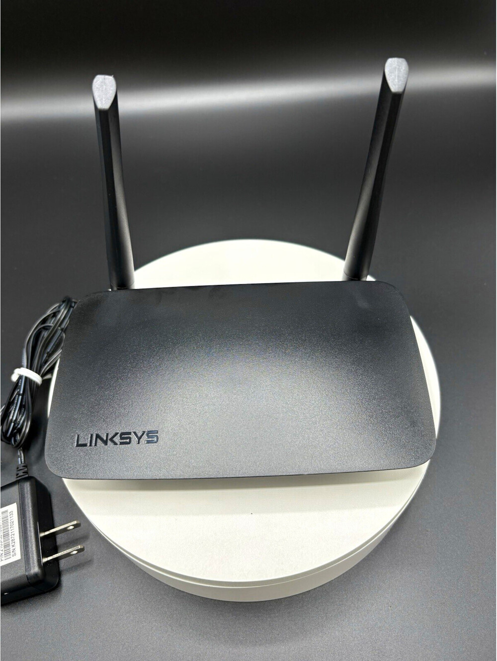 Linksys E5400 Dual-Band AC1200 WiFi Router 4-Port Gigabit Ethernet Black